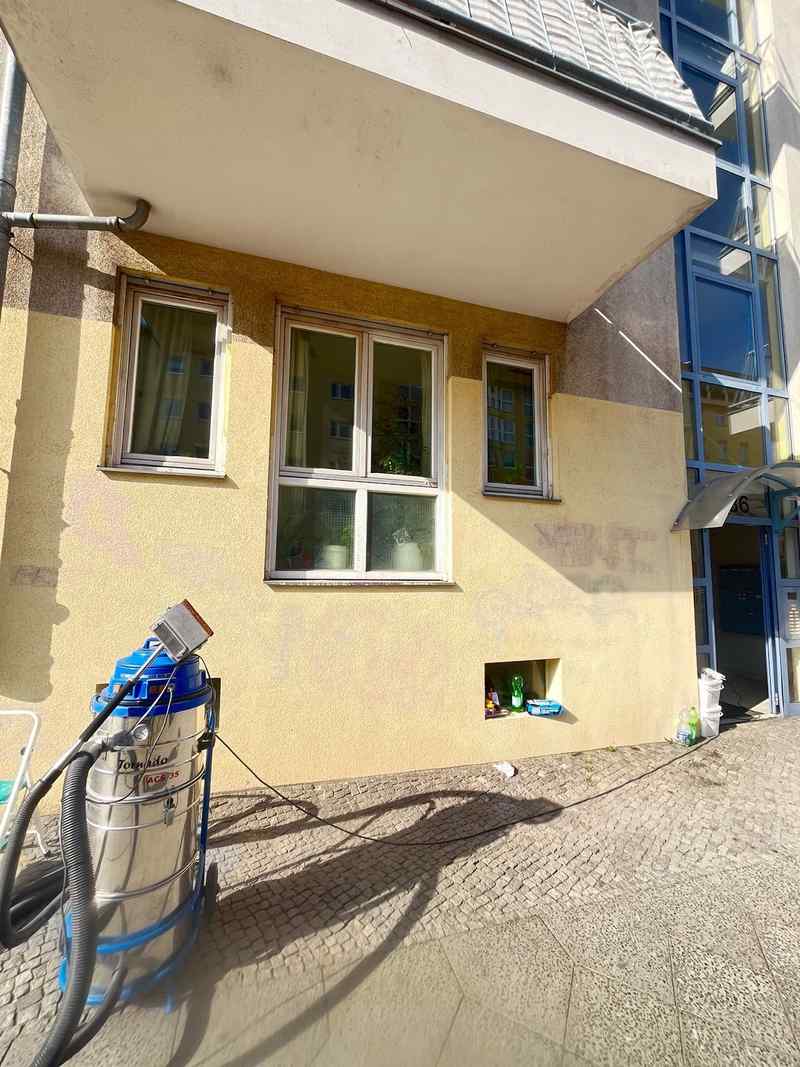 Nachher: Graffitientfernung Hausverwaltung Berlin-Kreuzberg